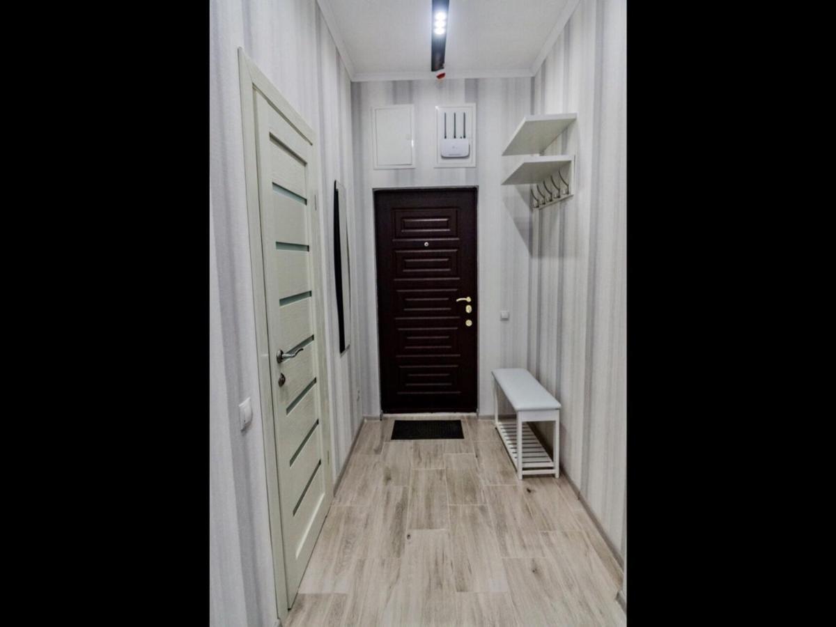 Central Apartment Odesa Exterior photo