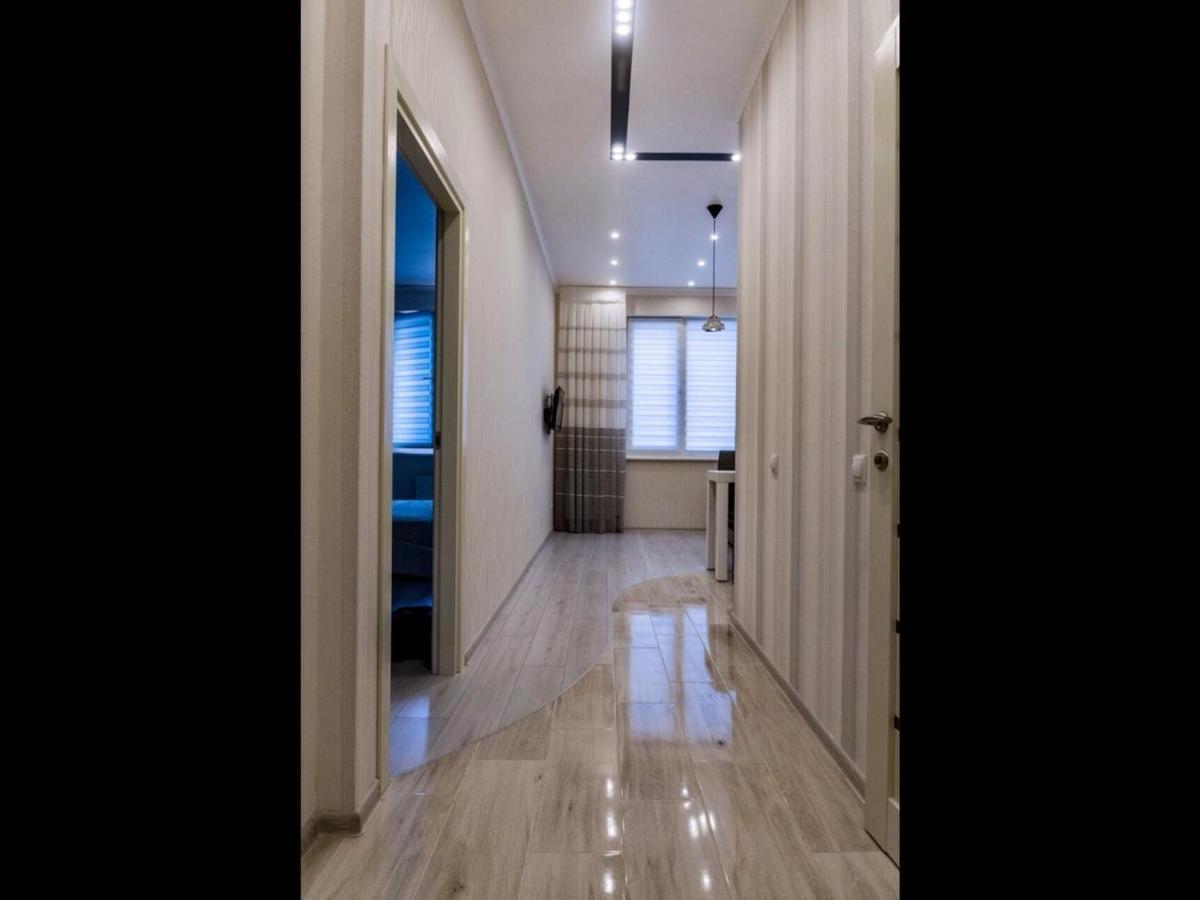 Central Apartment Odesa Exterior photo